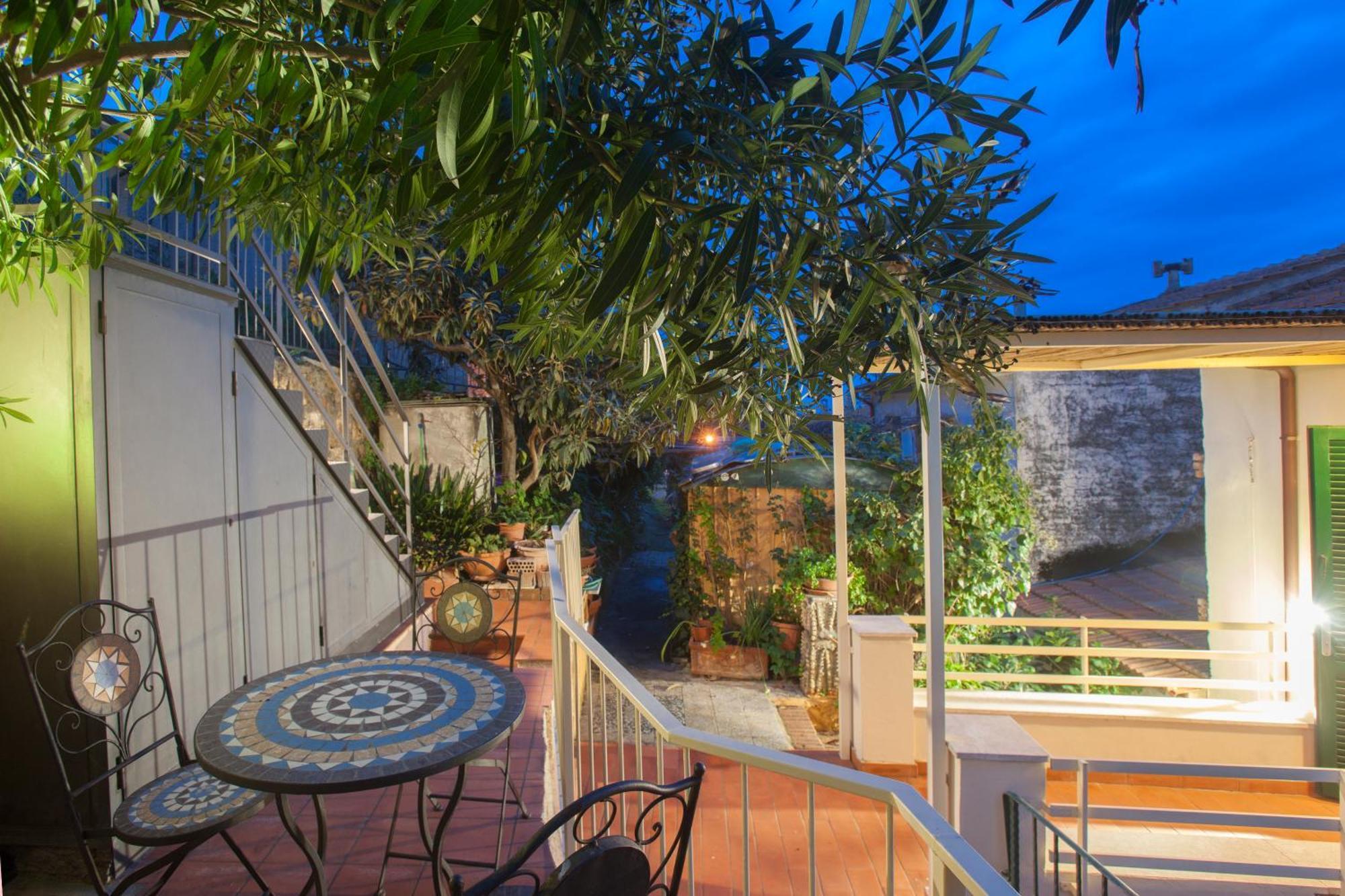 ポルト・サント・ステーファノLa Casa Al Mareアパートメント エクステリア 写真